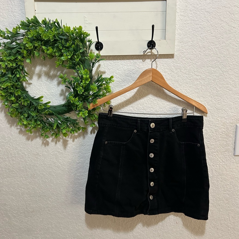 American Eagle Black Denim Mini Skirt Sz 6